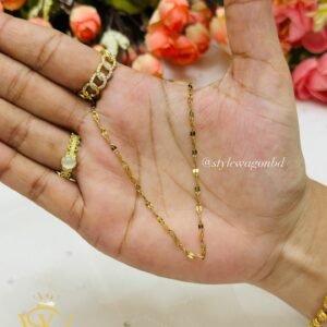 Style Wagon Vintage Lips Pendant Necklace - 18K Gold Plated