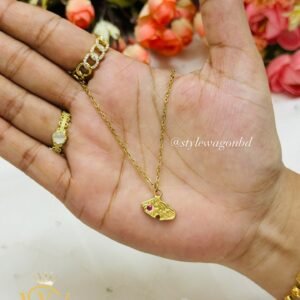 Style Wagon Vintage Red Stone Pendant Necklace - 18K Gold Plated