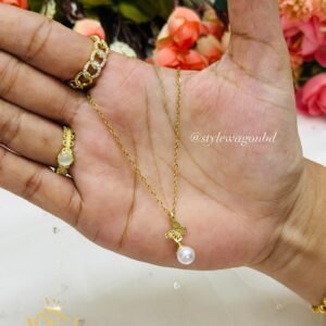 Style Wagon Butterfly Pearl Pendant Necklace - 18K Gold Plated